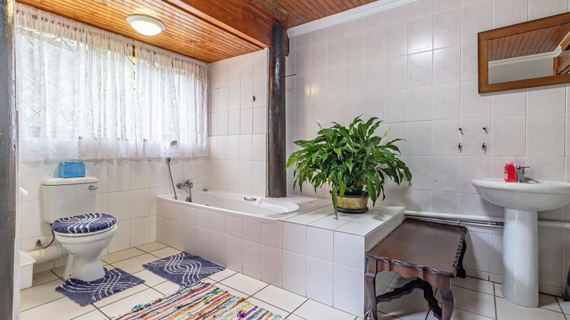 6 Bedroom Property for Sale in Tergniet Western Cape